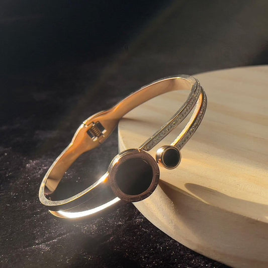 Velamira Signature Onyx Gold-Plated Twist-Lock Bangle